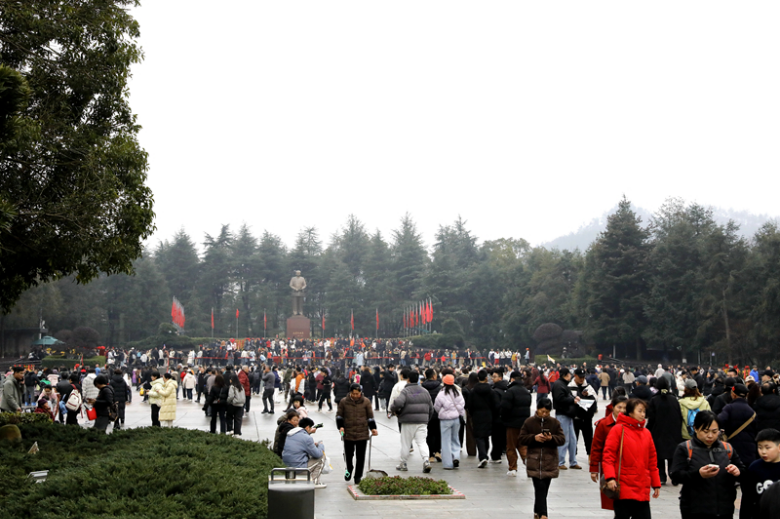 韶山核心景区持续火热 主要景点单日迎客4.5万人