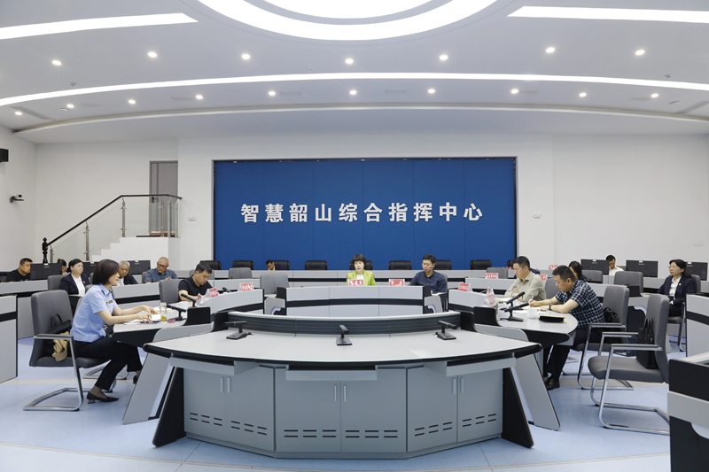 凝心聚力 精准施策 靶向攻坚——张希慧主持召开“五一”首日局地企三方工作复盘会