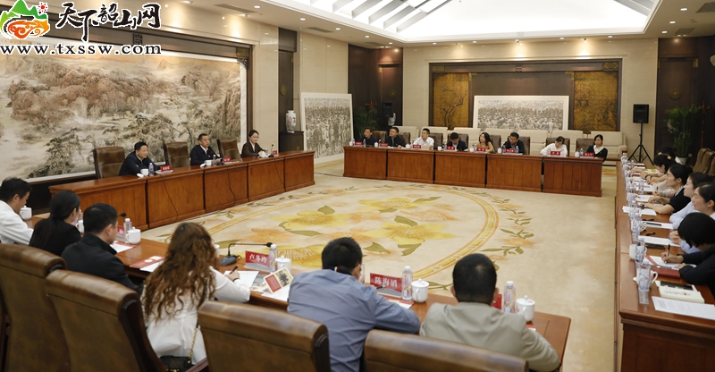 微信图片_20251017081719_222_2_副本_副本.jpg