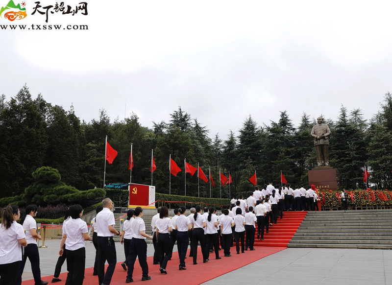 微信图片_20250909152453_副本.jpg