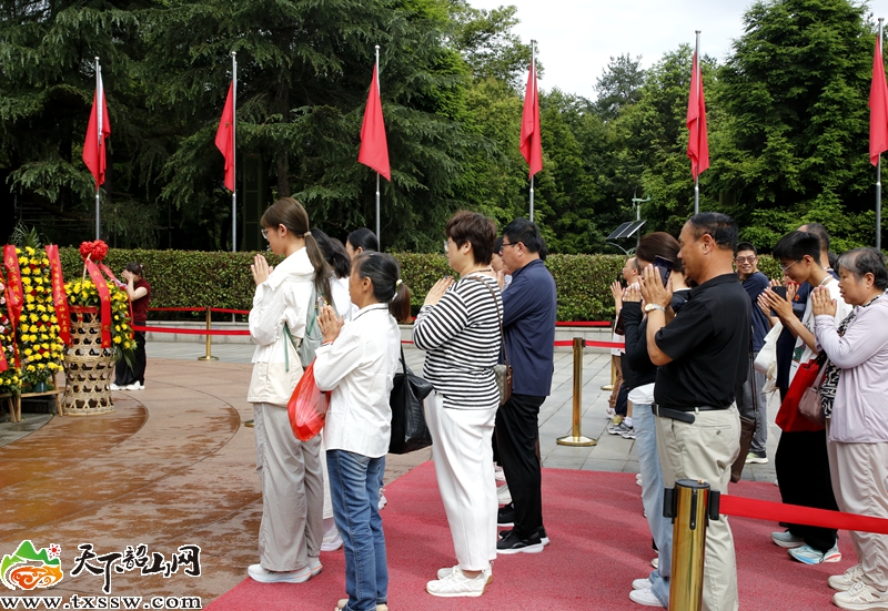 _Q7A7980_毒霸看图_副本.jpg _Q7A7980_毒霸看图_副本.jpg