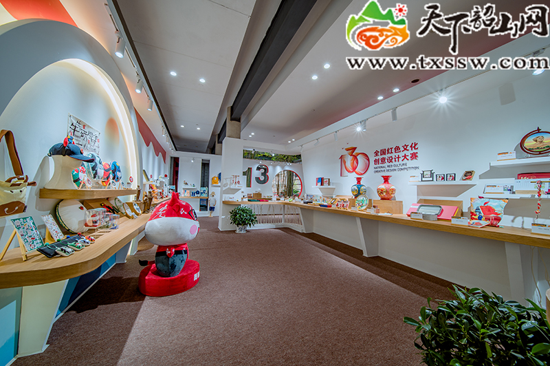 2.全国红色文化创意设计大赛成果展.jpg
