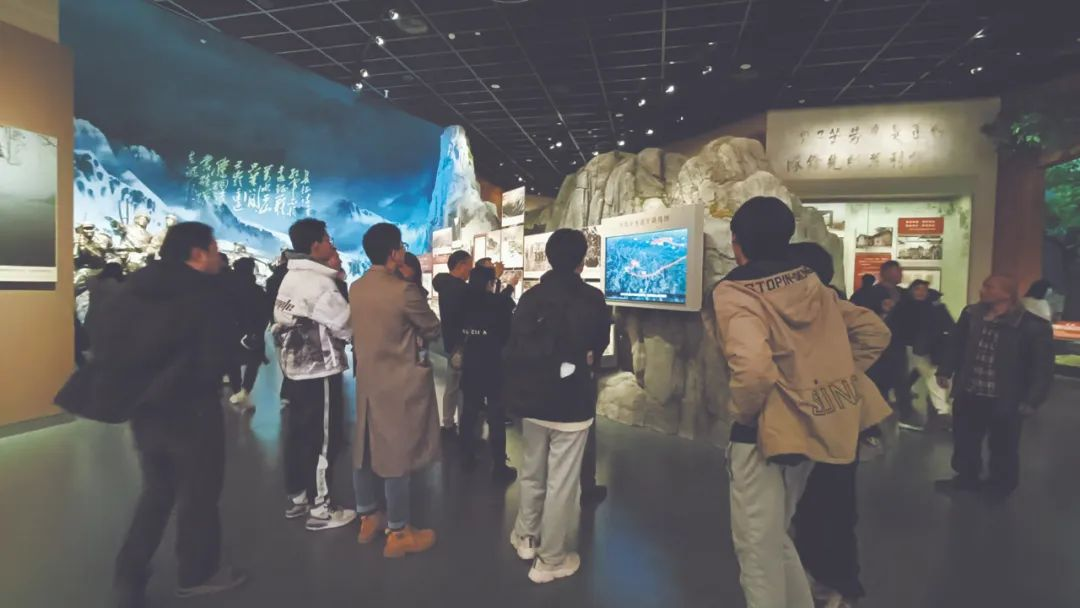 文化与科技融合下革命纪念馆科技展项的打造——以韶山“四渡赤水”科技展项为例