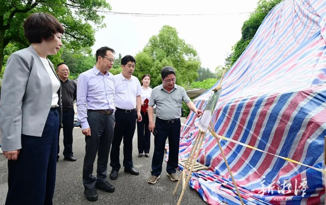 胡贺波赴韶山督导安全生产和重点文旅项目建设