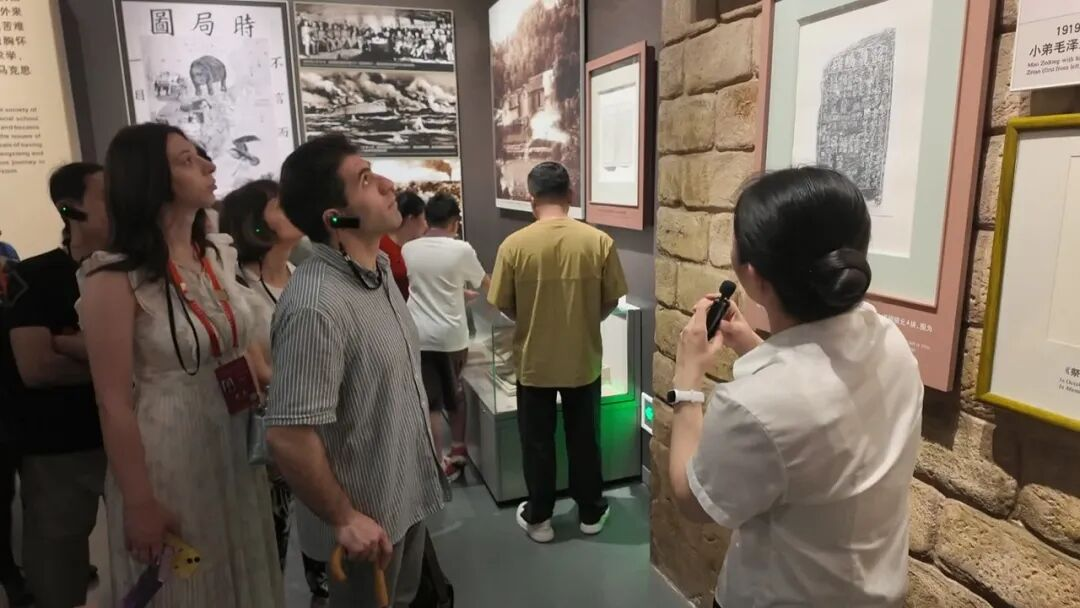 26国汉学家走进韶山 探寻人文底蕴 促进文化交流