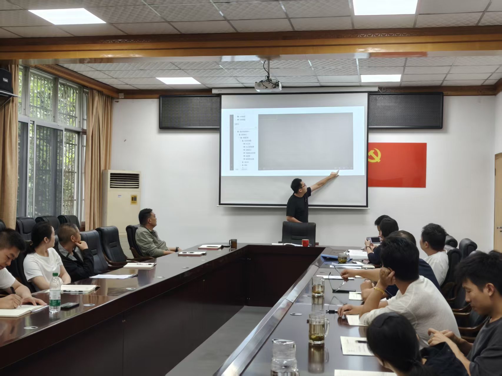 微信图片_20250930094355_1538_23.jpg 微信图片_20250930094355_1538_23.jpg