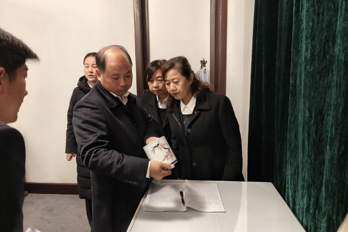 韶山宾馆开展文物清查工作，守护红色历史文物资源