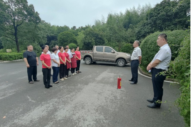 加强消防安全教育,提高消防安全意识