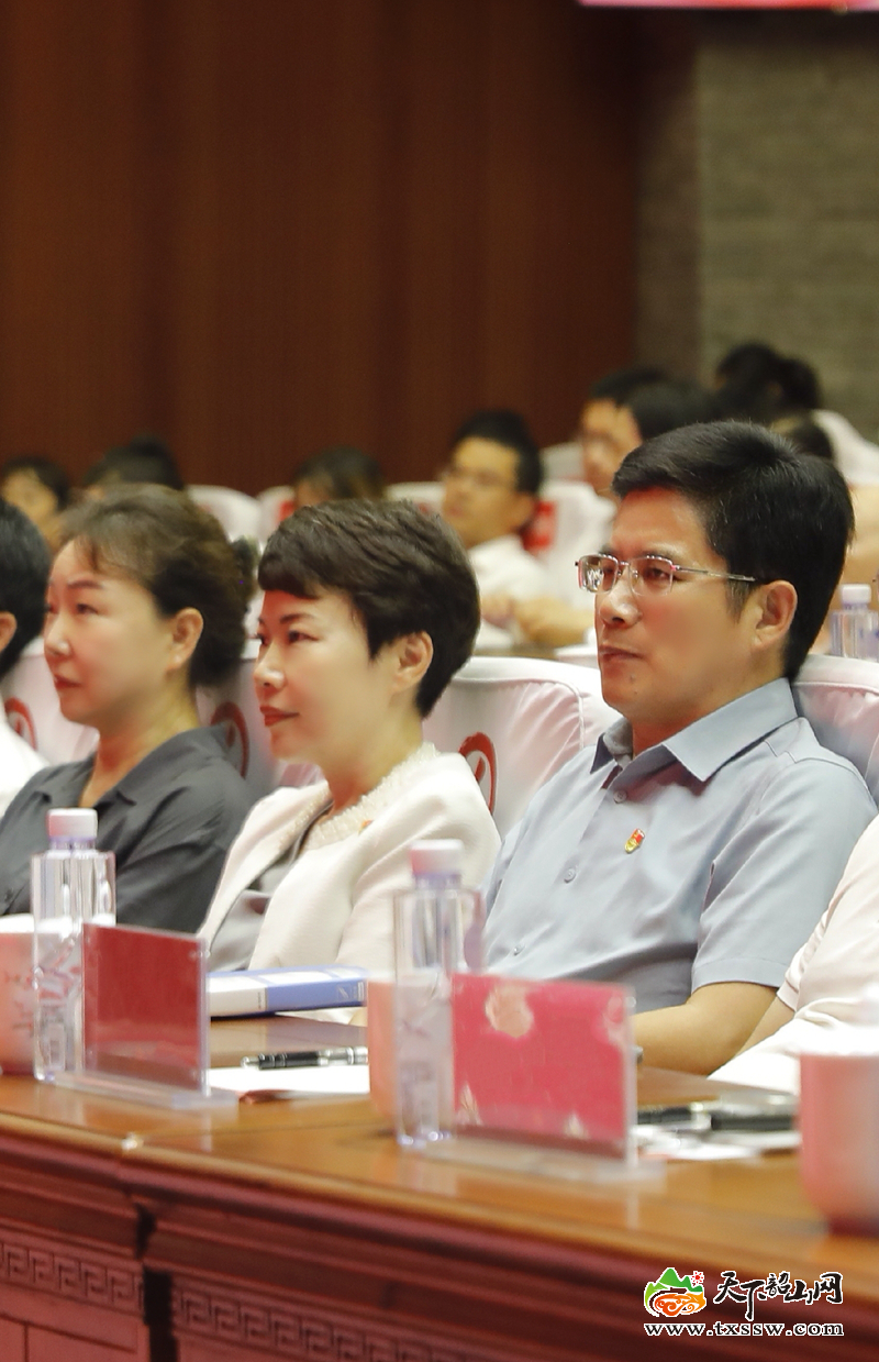 微信图片_20250701223232_副本.jpg