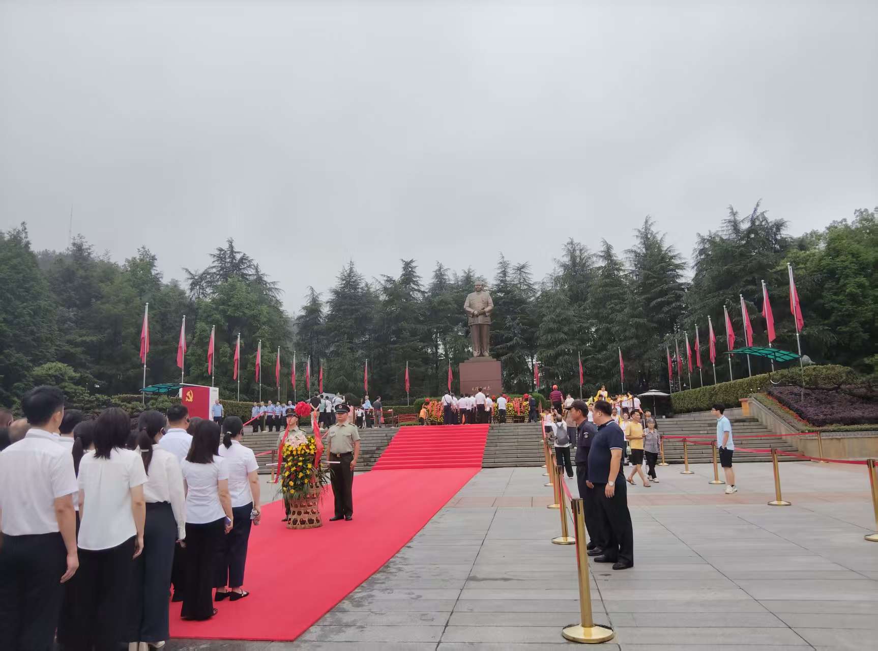 图片3.jpg 图片3.jpg