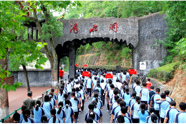 旅发盛会赋能提质 滴水洞景区焕发全新红色风貌