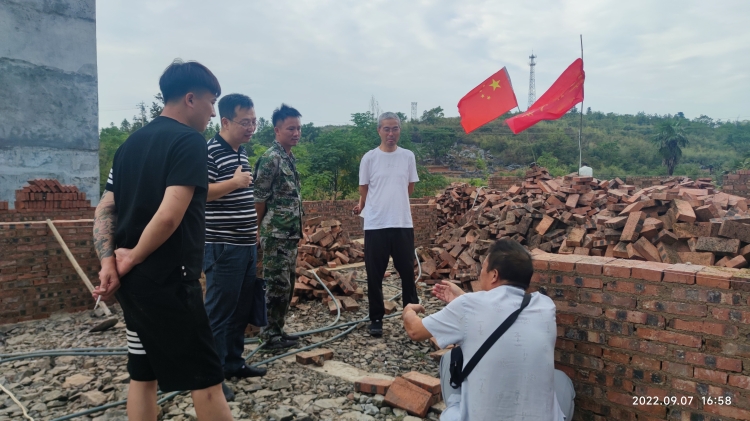 临武人大:打出监督“组合拳” 织牢安全防护网图片2.jpg 临武人大:打出监督“组合拳” 织牢安全防护网图片2.jpg