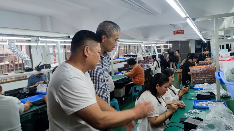 临武县人大常委会调研残疾人权益保障工作图片3.jpg 临武县人大常委会调研残疾人权益保障工作图片3.jpg