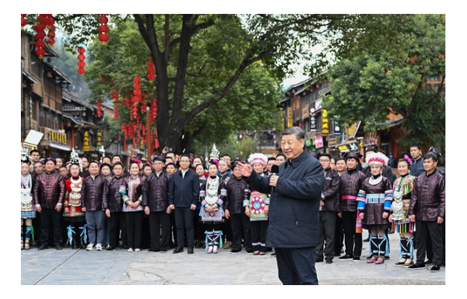 习近平在贵州考察时强调       坚持以高质量发展统揽全局       在中国式现代化进程中展现贵州新风采