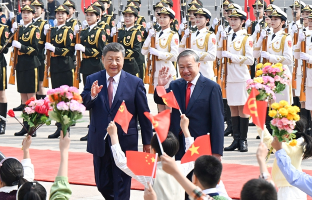 习近平同越共中央总书记、国家主席苏林举行会谈