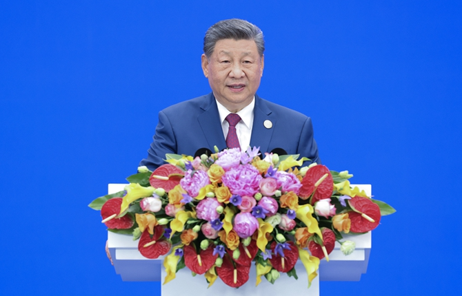 习近平出席2026世界人工智能大会暨人工智能全球治理高级别会议开幕式并发表主旨讲话
