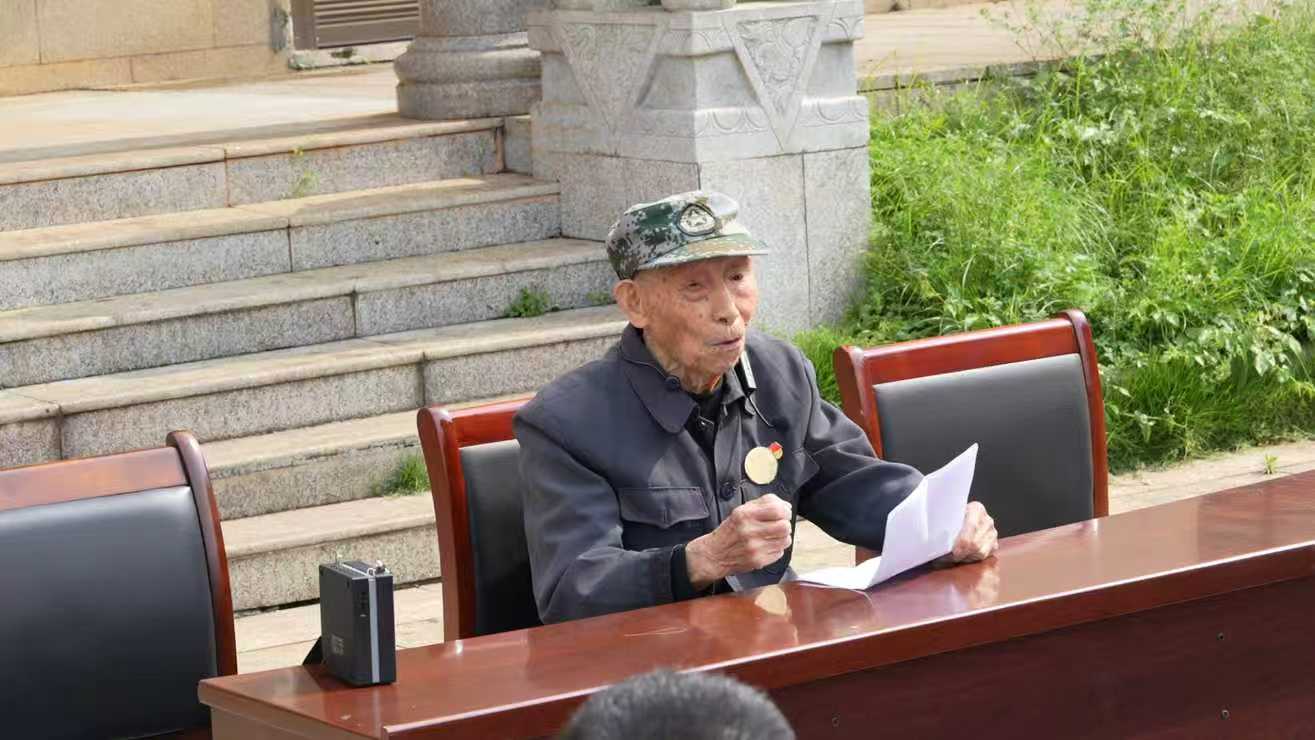 曹老.jpg