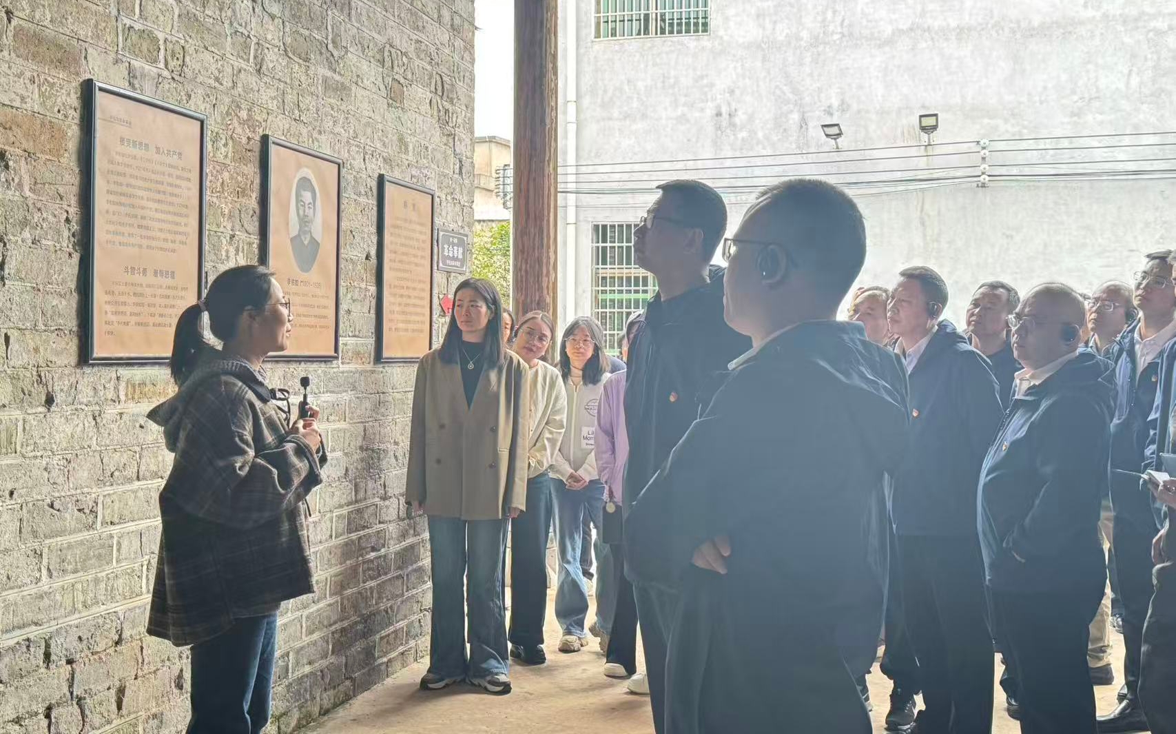 微信图片_20251027124913_126_127.jpg 微信图片_20251027124913_126_127.jpg