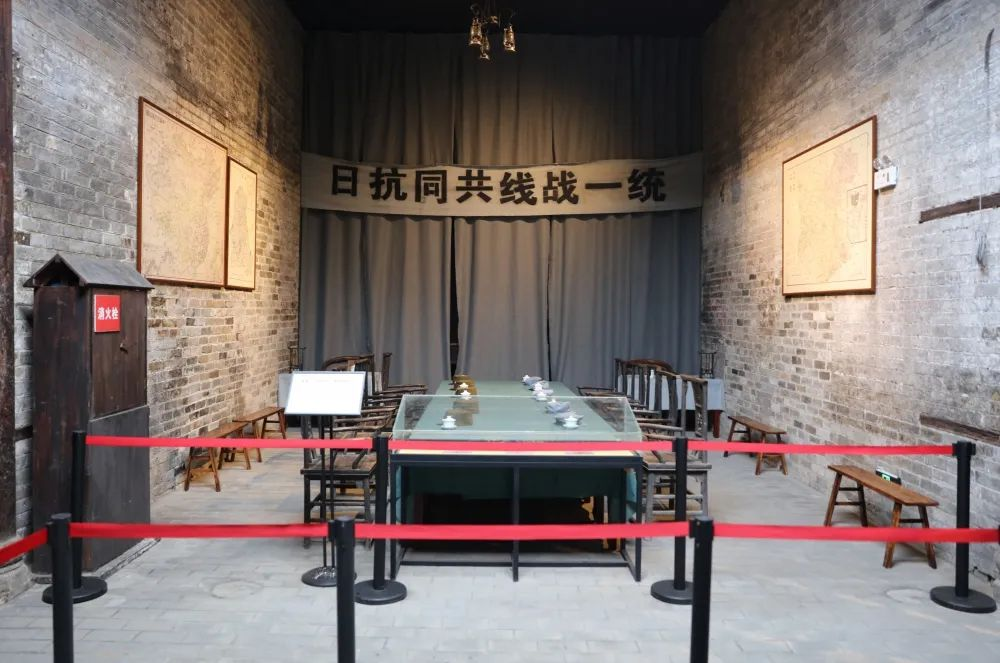 李家大屋内景.png