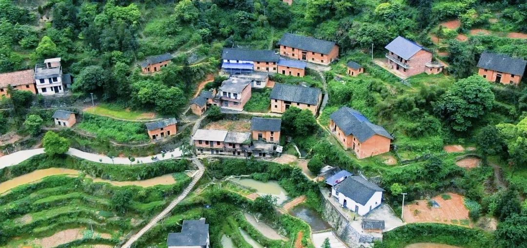 黄静源故居远景.png