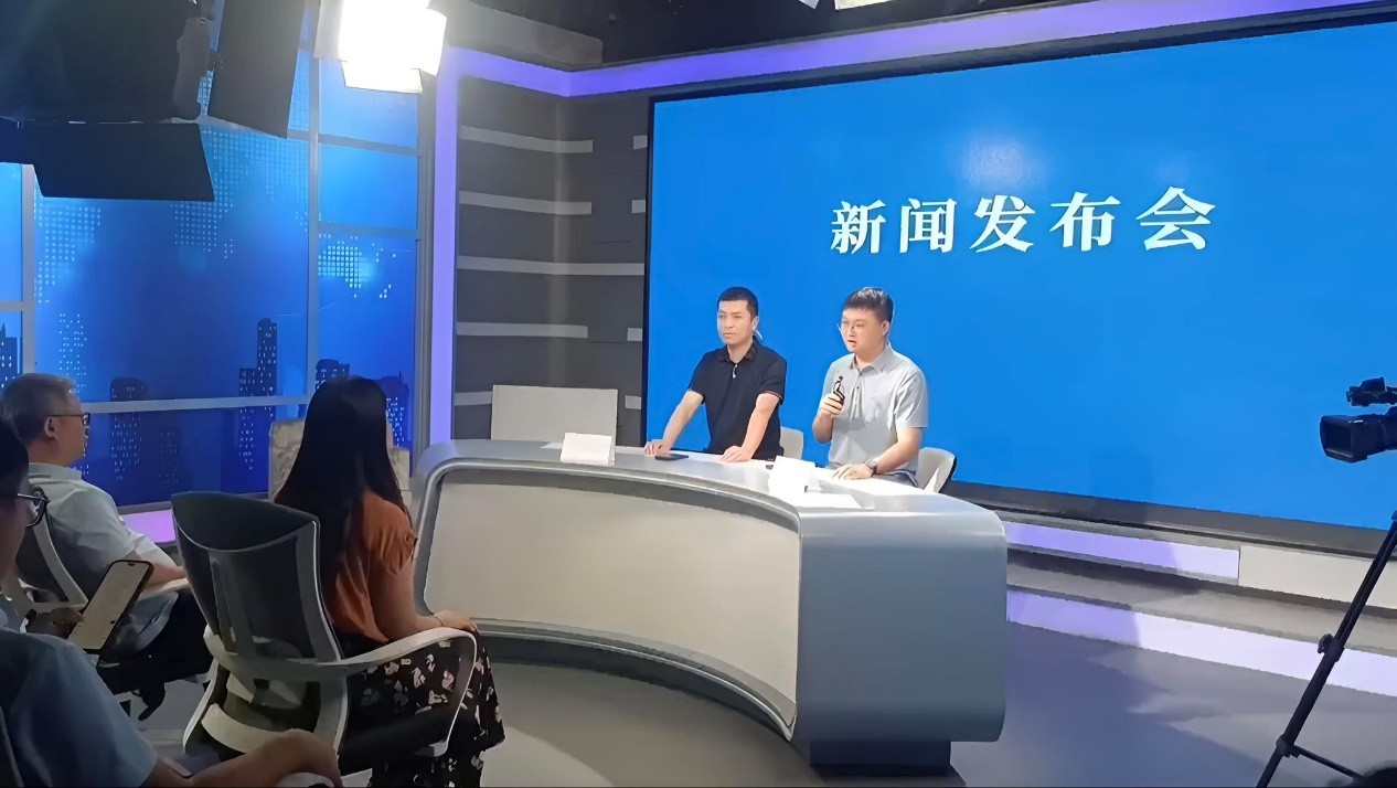图片3.jpg 图片3.jpg