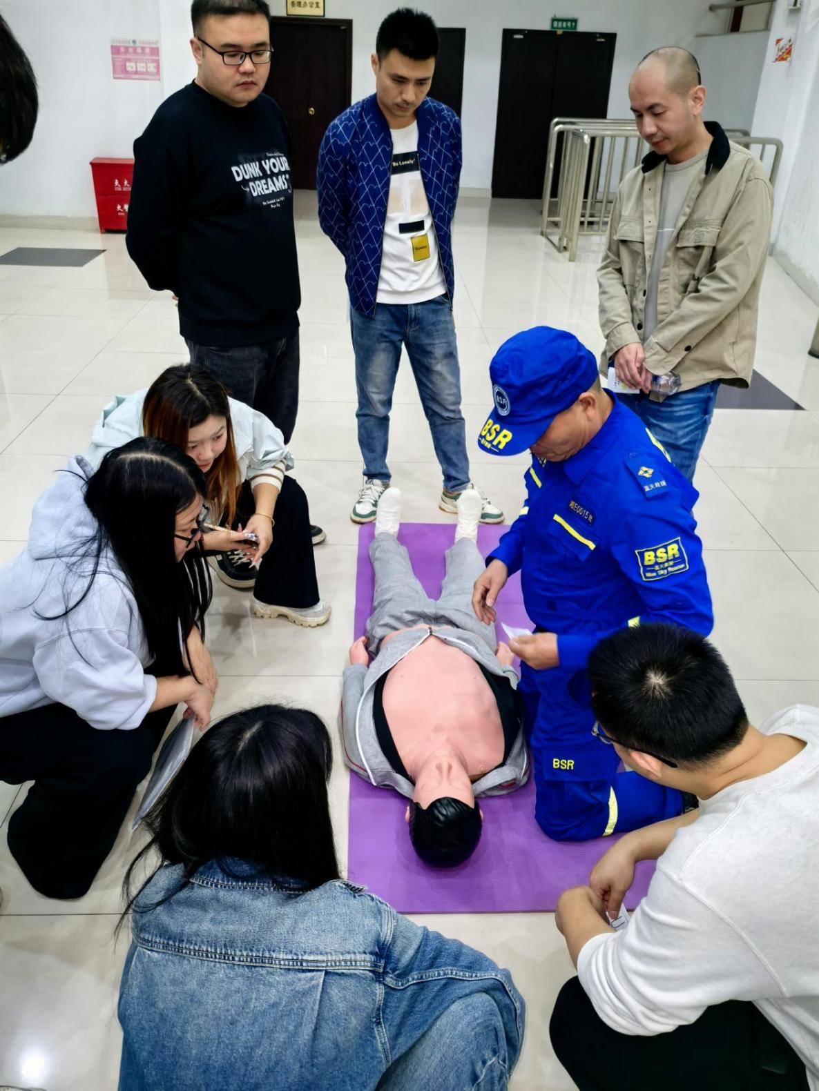 图片4.png 图片4.png