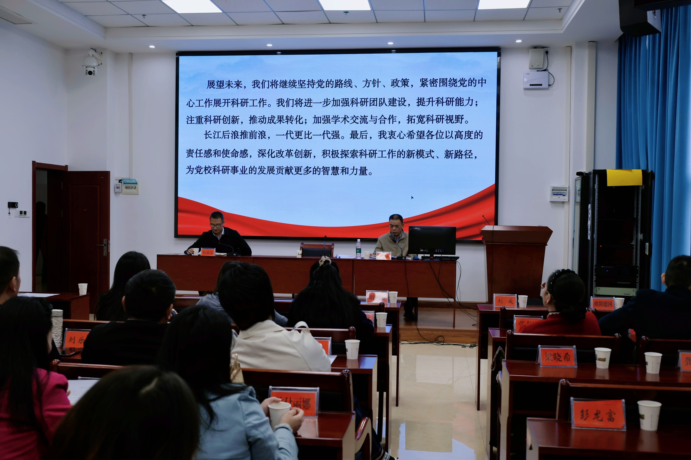 图片4.png 图片4.png