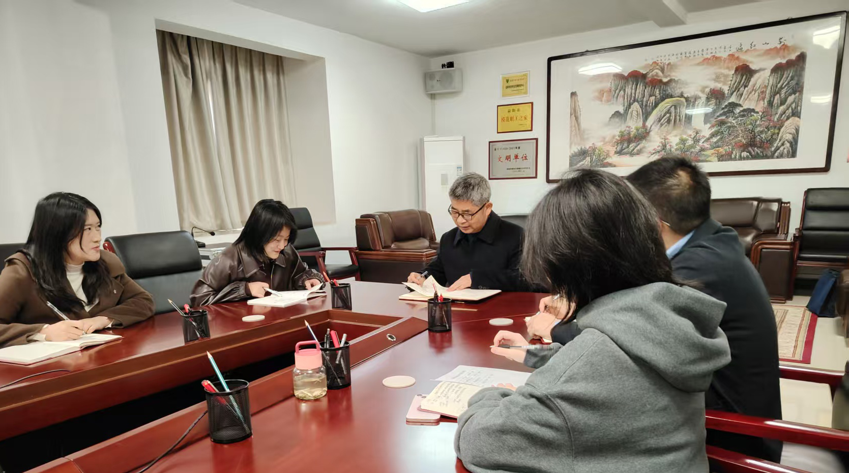 图片2.png 图片2.png