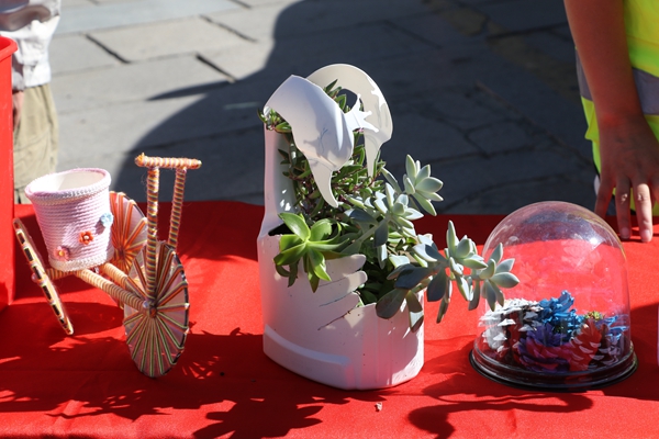 ͼΪ��ֳ�������Ա�Լ��ÿɻ��������������ɵ�С����� (3).jpg