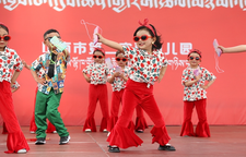 市第二实验幼儿园举办六一国际儿童节文艺汇演