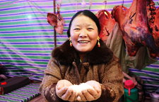 第45届雅砻物资交流会：烟火满场