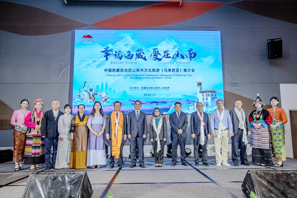 图为活动现场2_副本.jpg