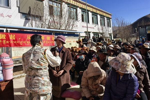 图为活动现场。 (3)_副本.jpg