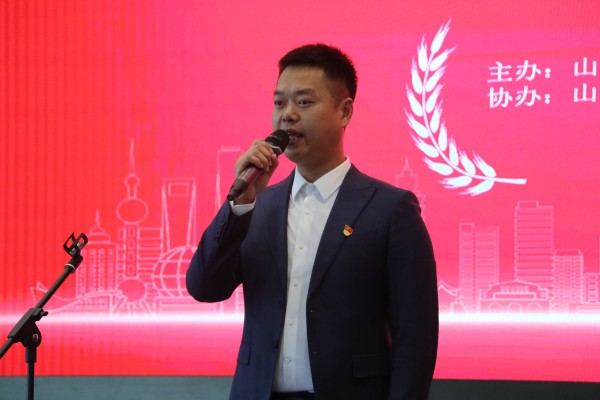 何昌友_副本.jpg