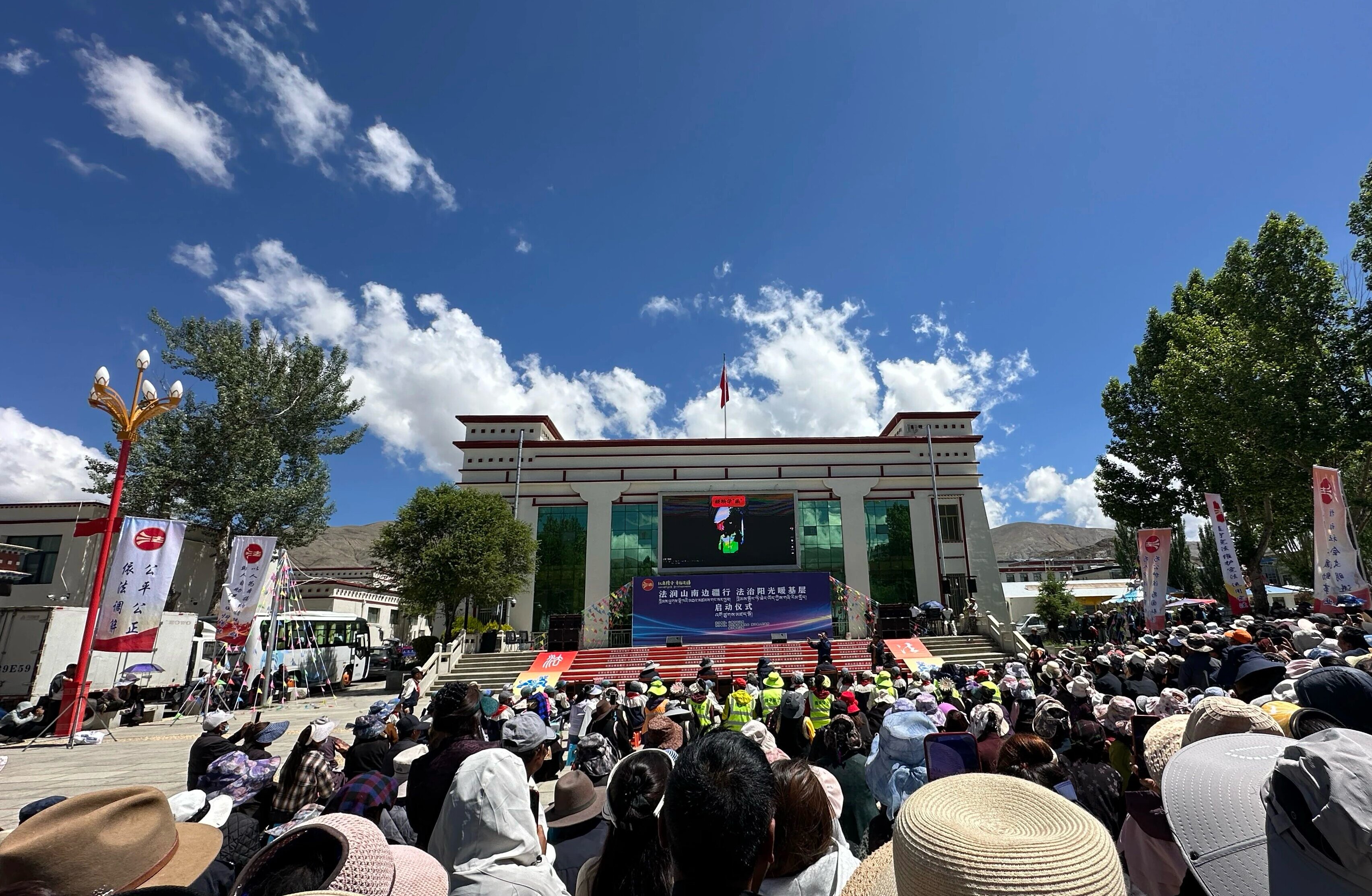 普法宣传“零距离” 法治意识润民心活动图片 (11).jpg 普法宣传“零距离” 法治意识润民心活动图片 (11).jpg