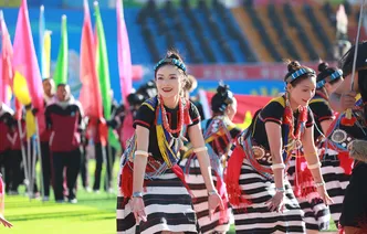 山南市首届农牧民运动会开幕