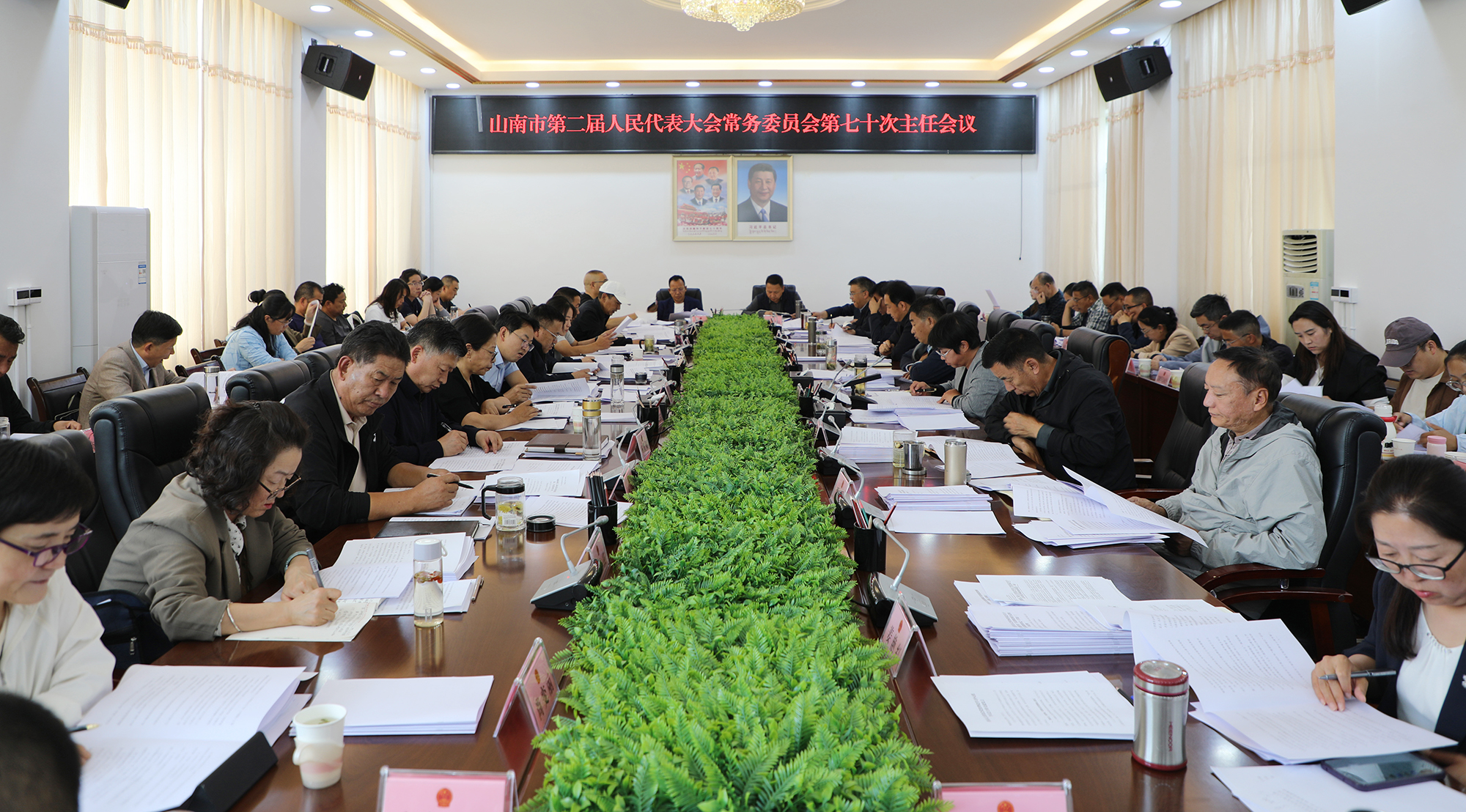 图为会场.jpg