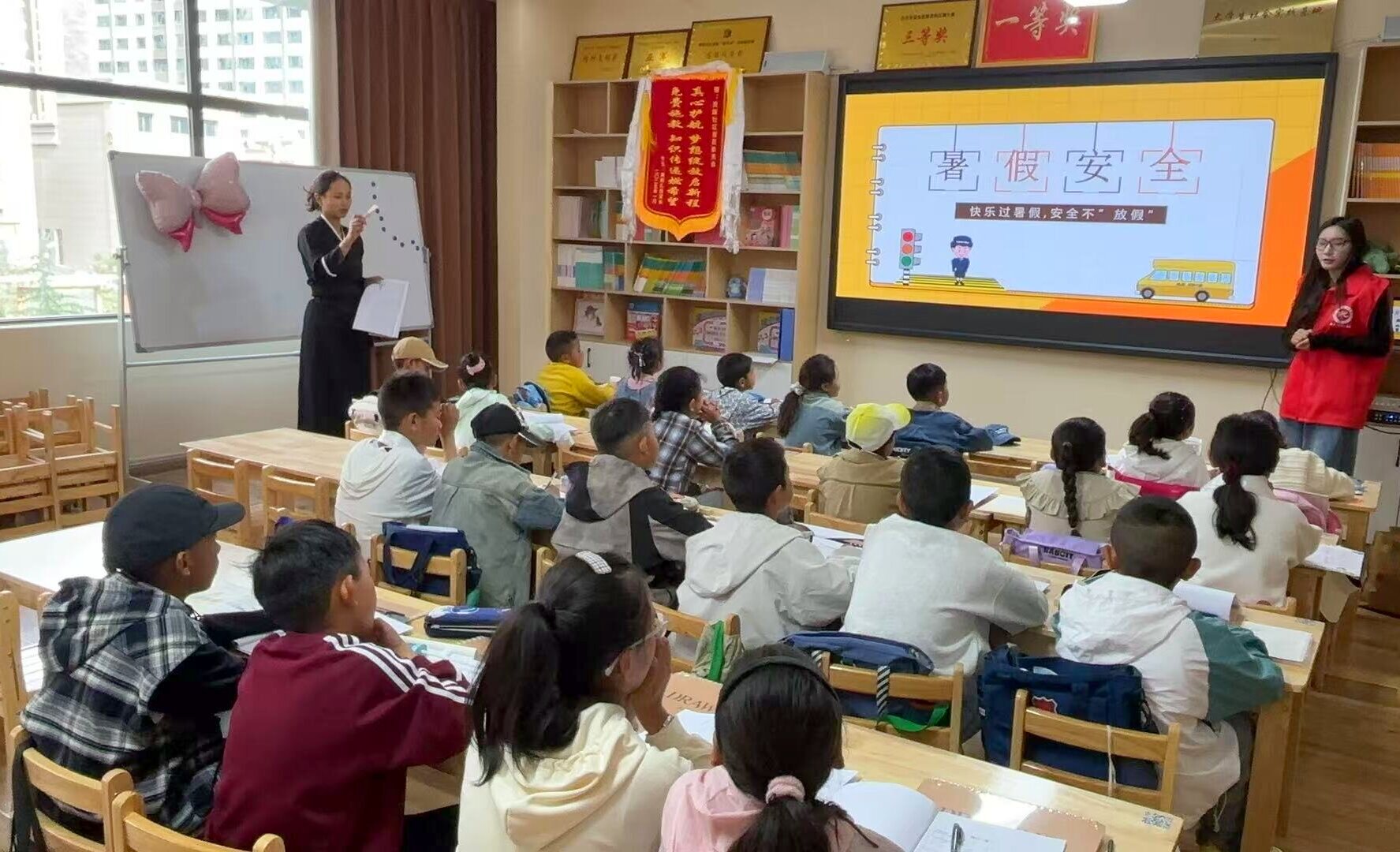 贡康社区暑期公益辅导班相关图片 (5).jpg