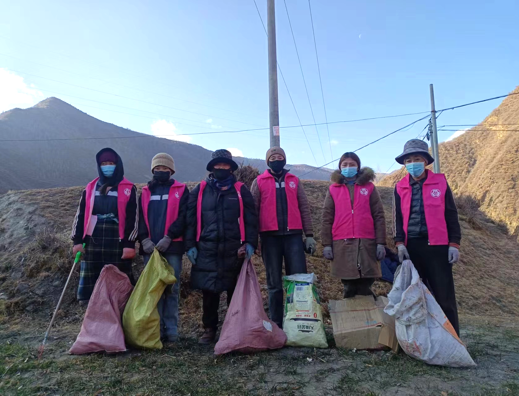 加查县群团工作部(妇联)组织开展移风易俗暨迎新春志愿服务活动2.png 加查县群团工作部(妇联)组织开展移风易俗暨迎新春志愿服务活动2.png