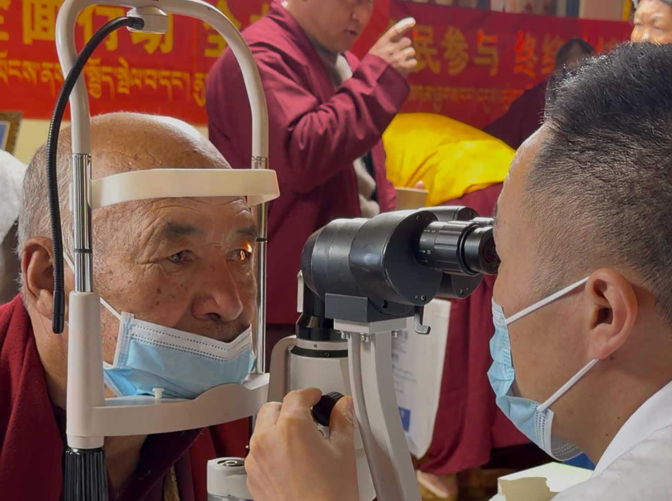 图为义诊活动现场 (4).jpg