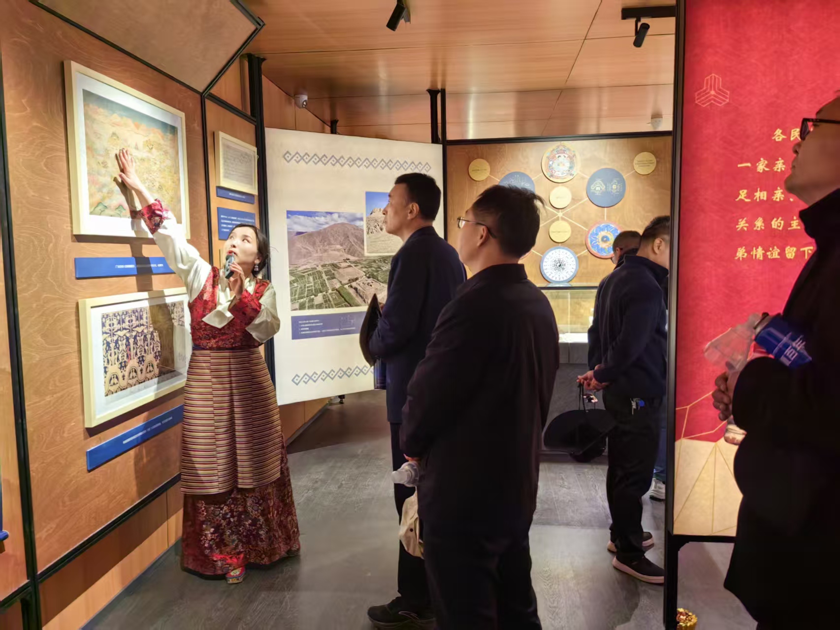 261dd1c985715259010f4a3a0156439f.jpg 261dd1c985715259010f4a3a0156439f.jpg