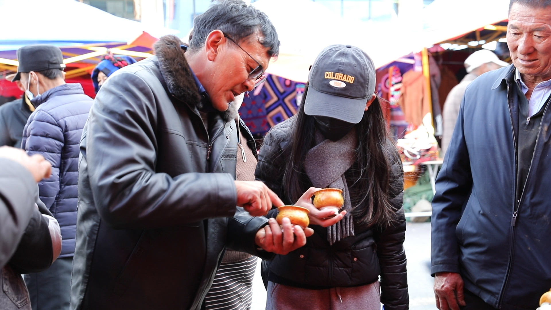 措美县物交会现场2.jpg 措美县物交会现场2.jpg