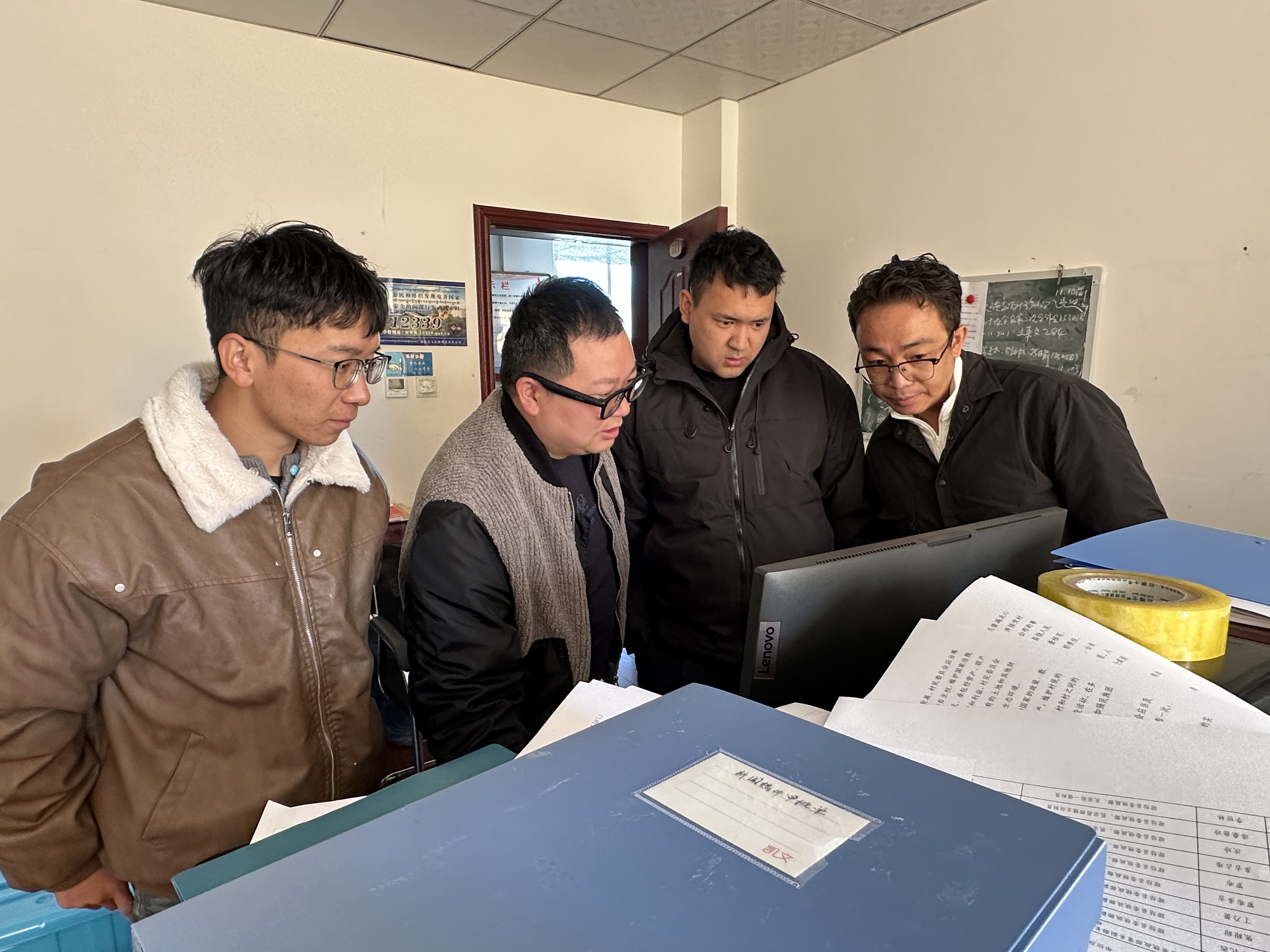 琼结县委网信办开展“三审三校”与邮箱安全专项检查 筑牢网络安全防线1.jpg 琼结县委网信办开展“三审三校”与邮箱安全专项检查 筑牢网络安全防线1.jpg