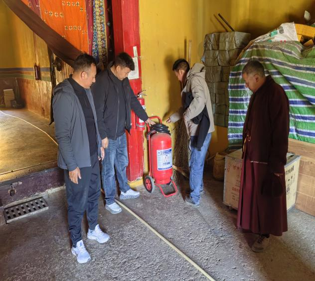 加查县多举措开展安全生产与防灾减灾工作 筑牢寺庙及重点领域安全防线2.png 加查县多举措开展安全生产与防灾减灾工作 筑牢寺庙及重点领域安全防线2.png