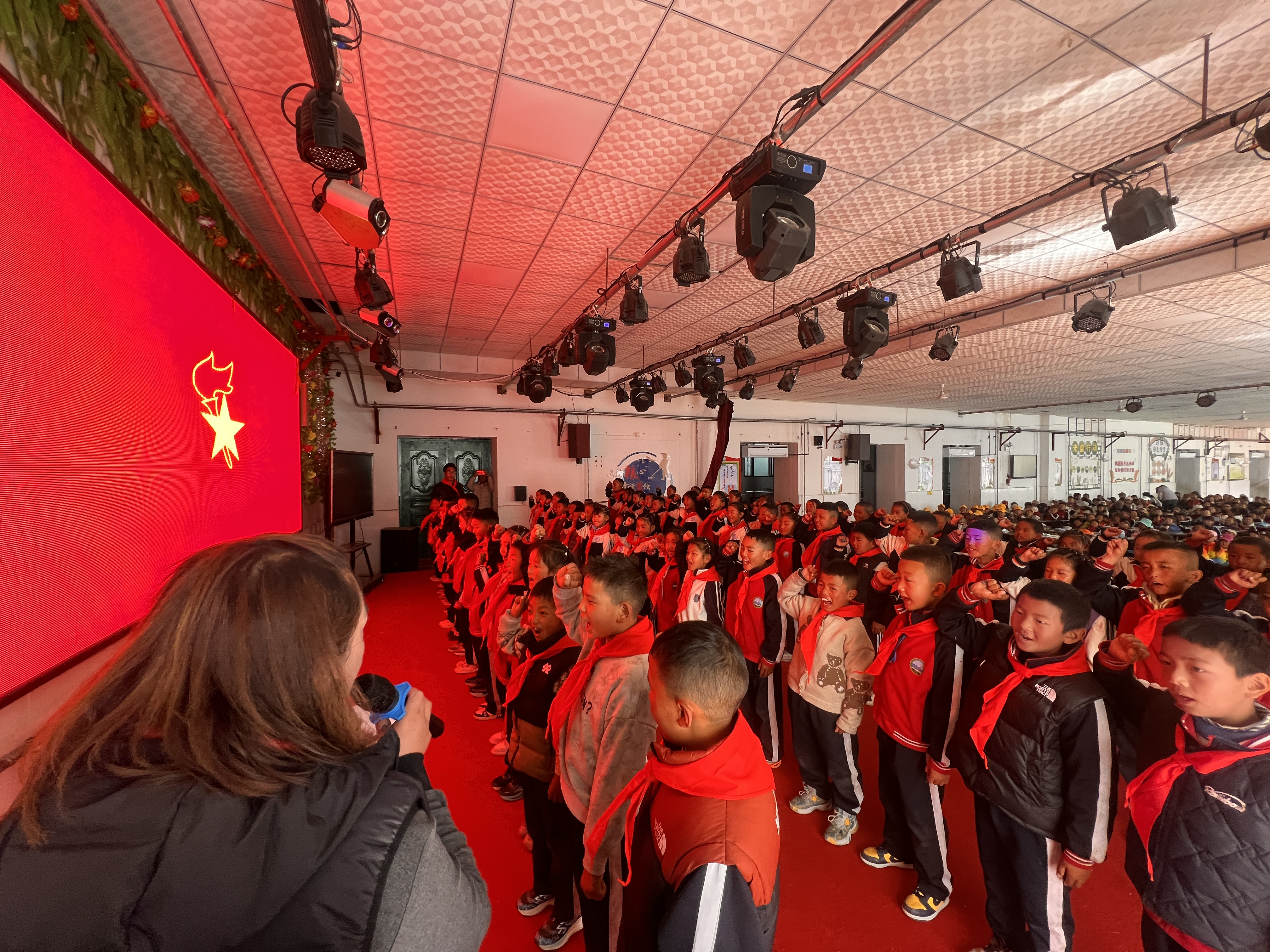 隆子教育局以信赋能教育高质量发展1.png 隆子教育局以信赋能教育高质量发展1.png