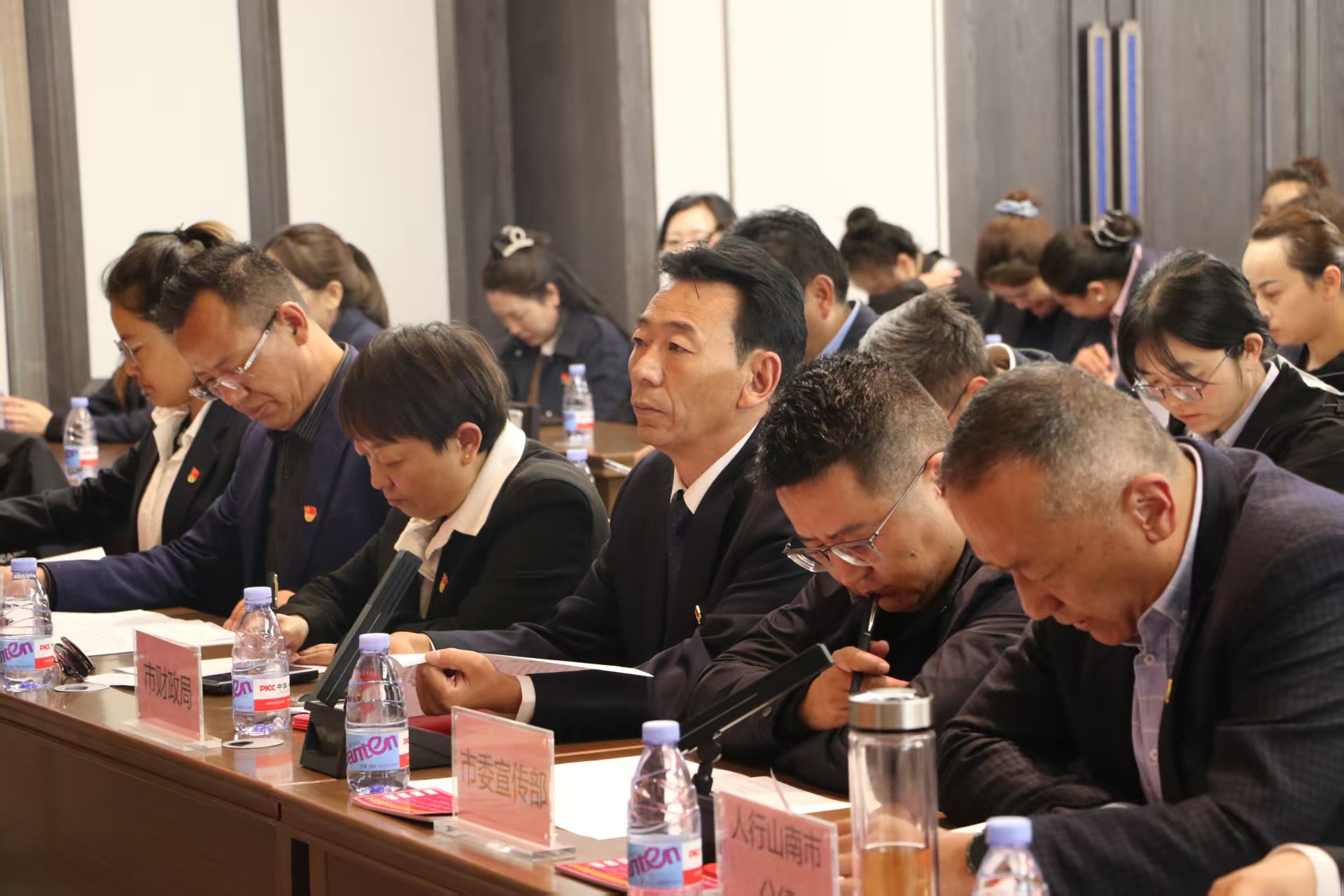 微信图片_20250919162145_2_131.jpg 微信图片_20250919162145_2_131.jpg