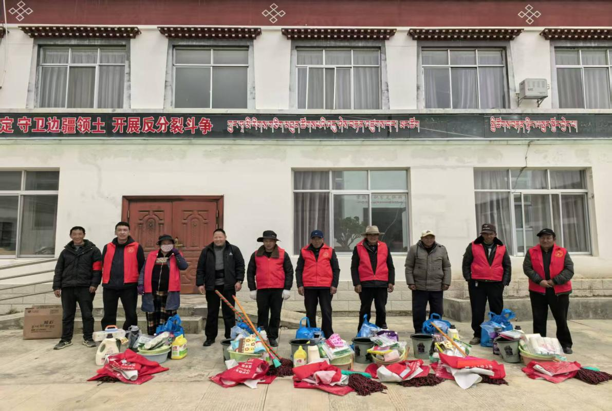 措美县开展人居环境评比暨垃圾积分超市兑换活动.png