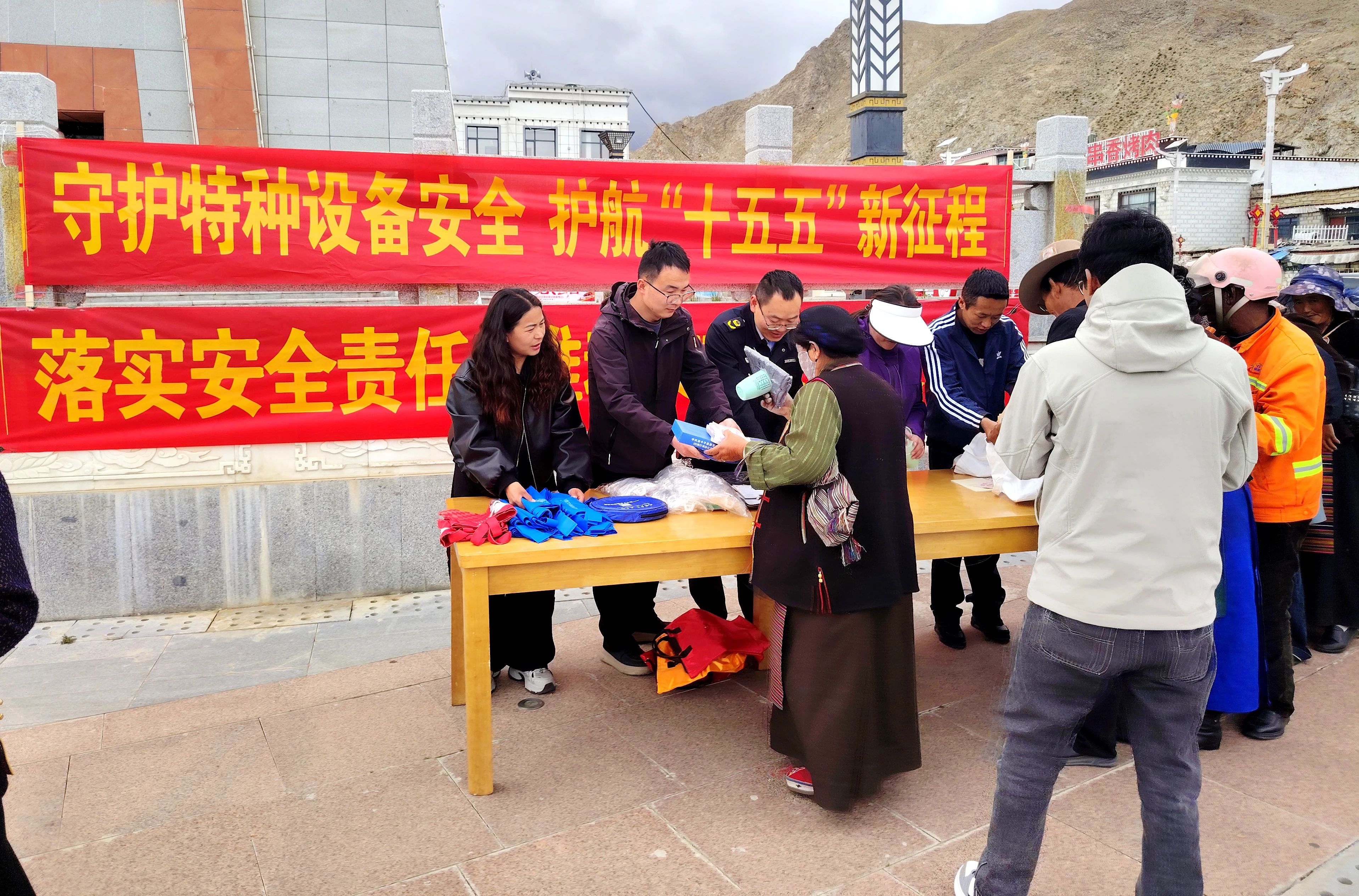 图1.jpg 图1.jpg