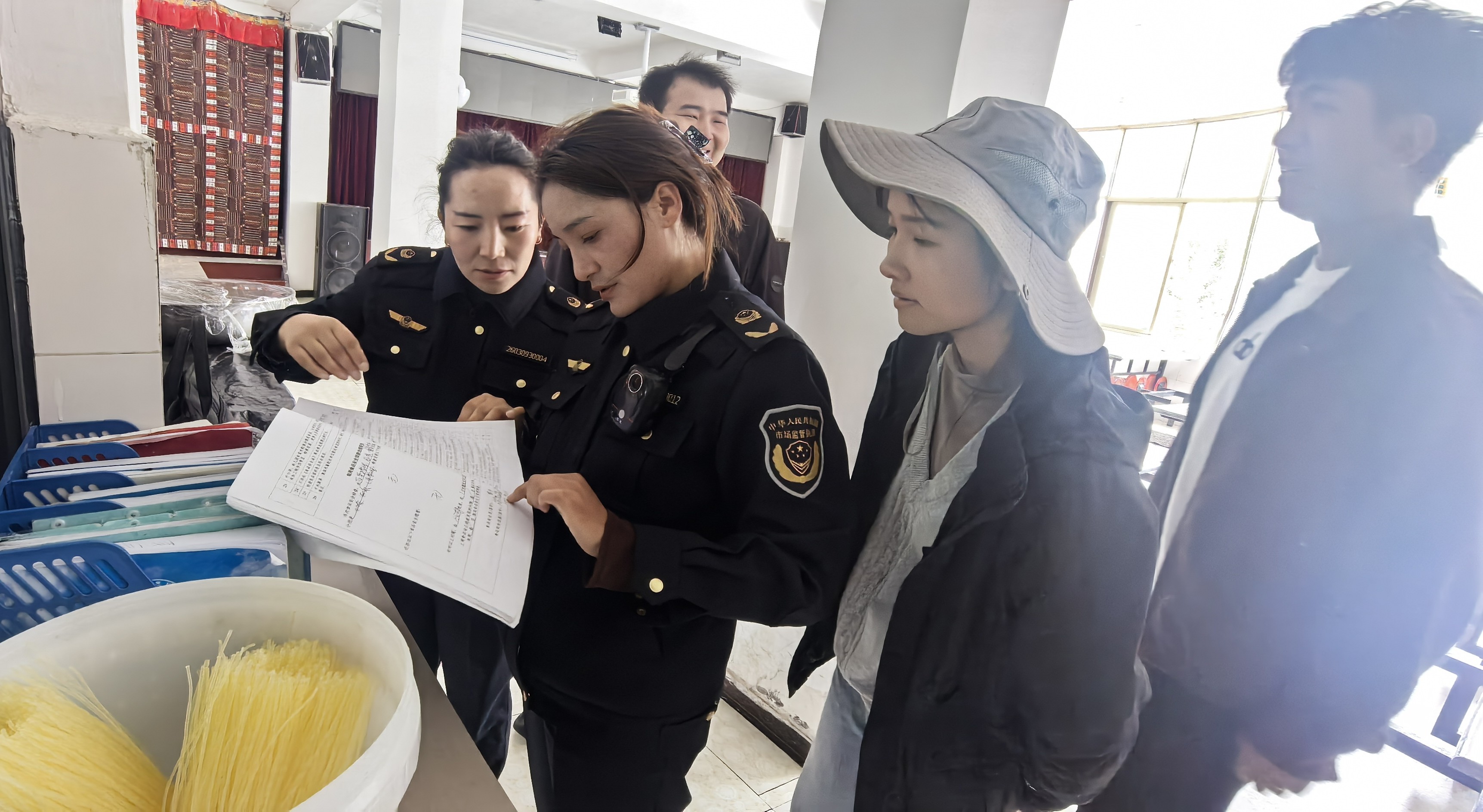 隆子县开展校园食品安全监督检查2.jpg 隆子县开展校园食品安全监督检查2.jpg