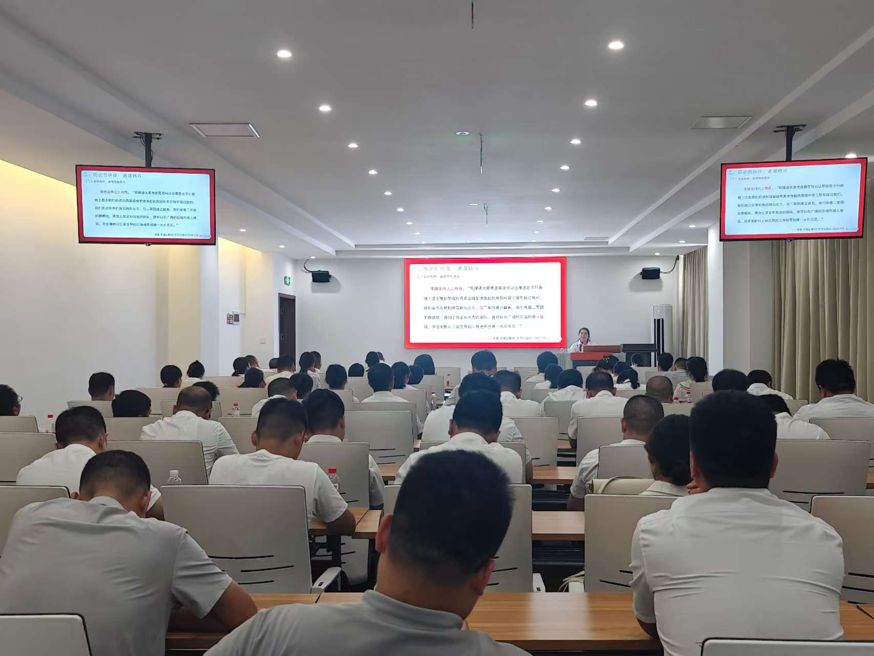 d01b1e18f92cabf8541bbea0551236de.jpg d01b1e18f92cabf8541bbea0551236de.jpg